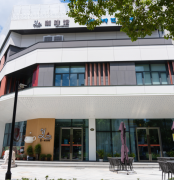 叮咚，Y·CAFE请您领取十月惊喜~