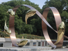 铜艺重生：碑雕与殡葬中的永恒之美